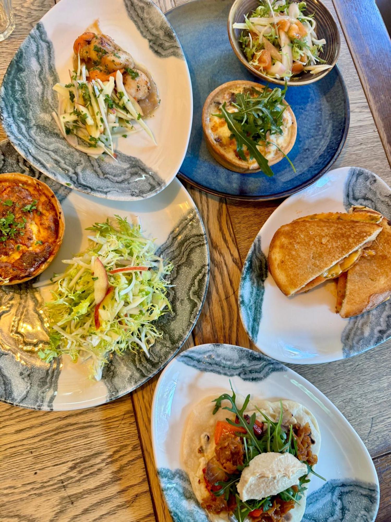 The London Inn Пэдстоу Экстерьер фото